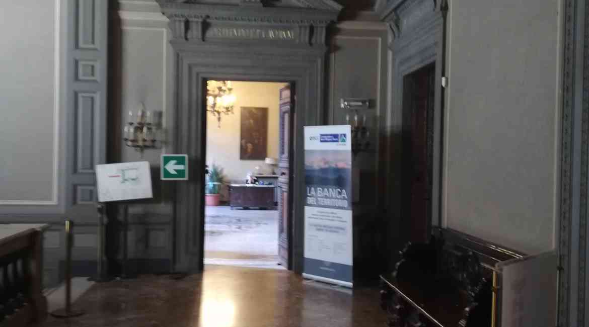 Palazzo Cisterna 2